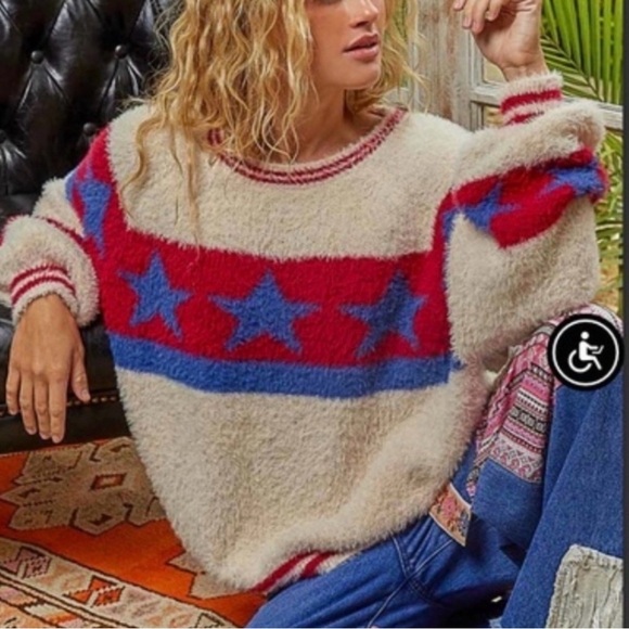 NWT POL oversized patriotic star soft pullover sweater. Cream/red/blue size S - Picture 4 of 6
